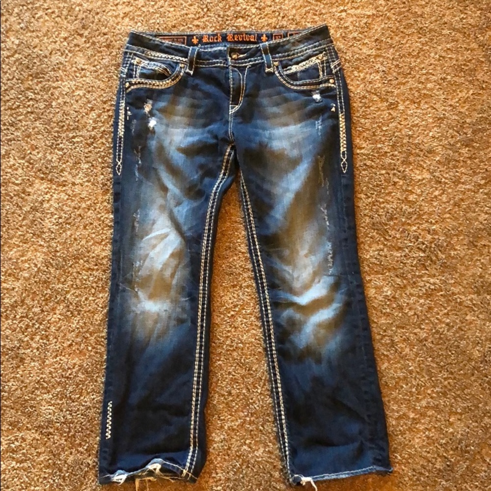 Gorgeous Rock Revival Capris!!